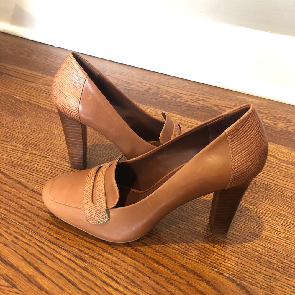 NEW: Banana Republic heels